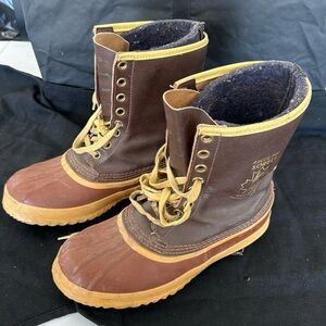 Arctic Sorel work boots
